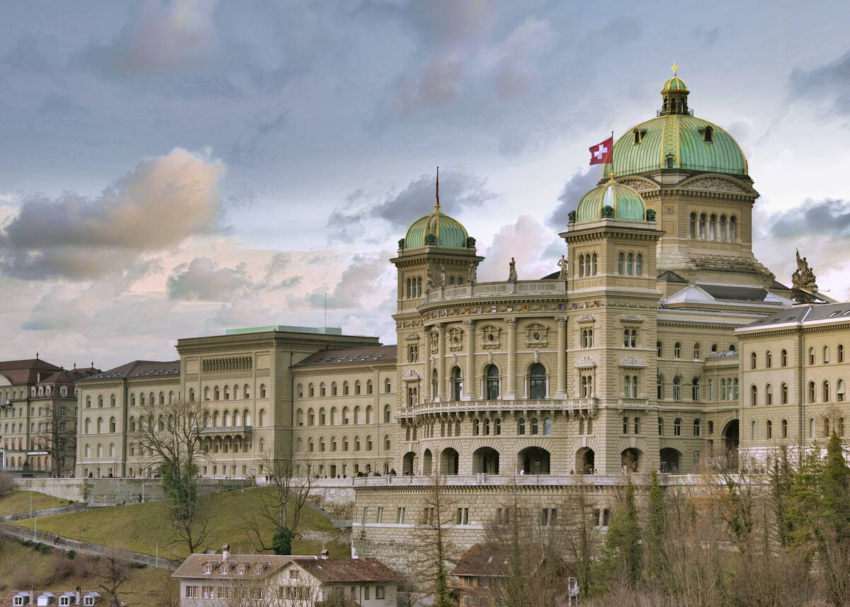 En septembre 2022, le Parlement suisse a créé les bases légales pour la construction d’installations photovoltaïques alpines. (Source : Unsplash, Andreas Fischinger)